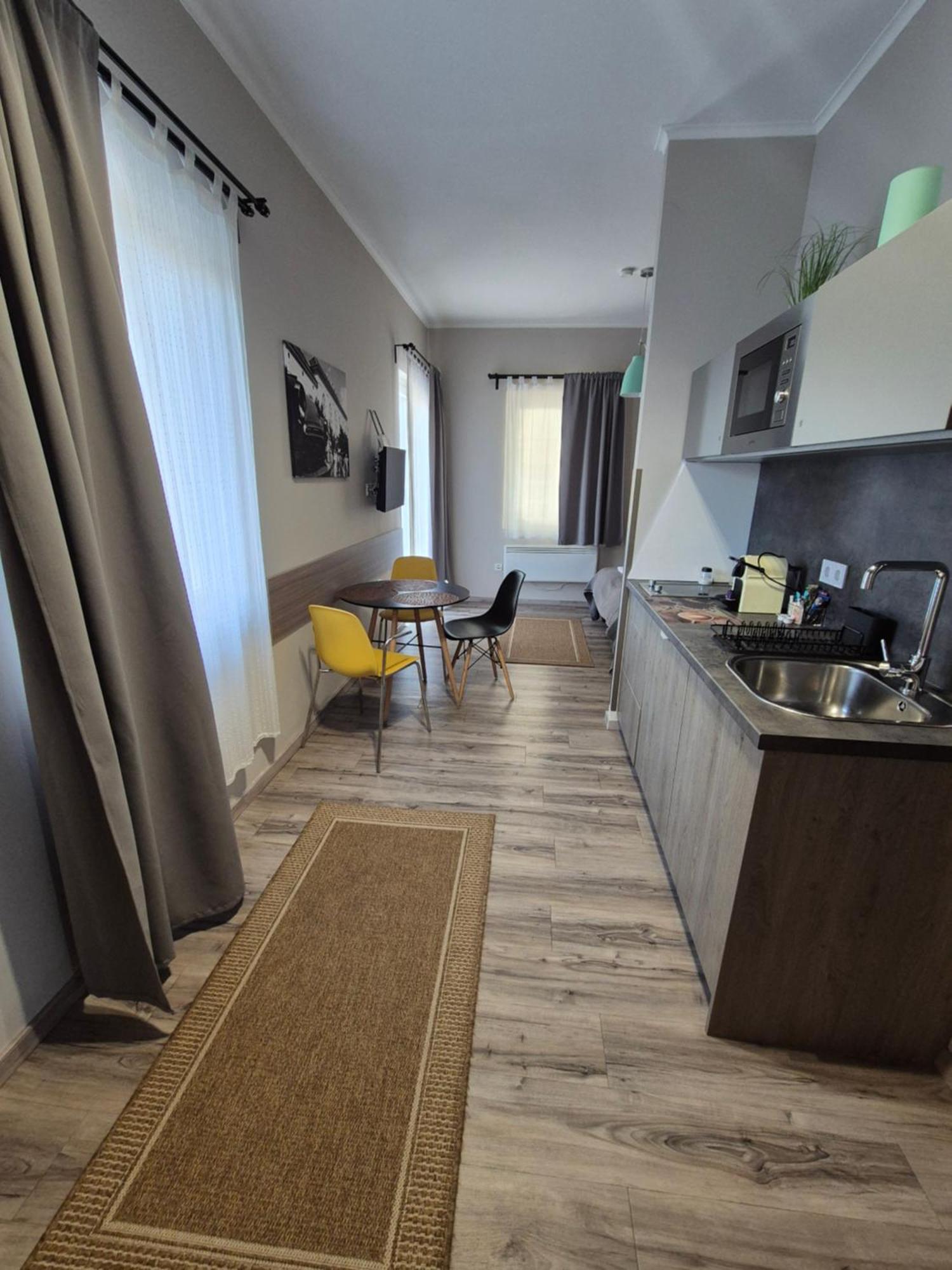 Marusius Apartmanhaz Makó Εξωτερικό φωτογραφία