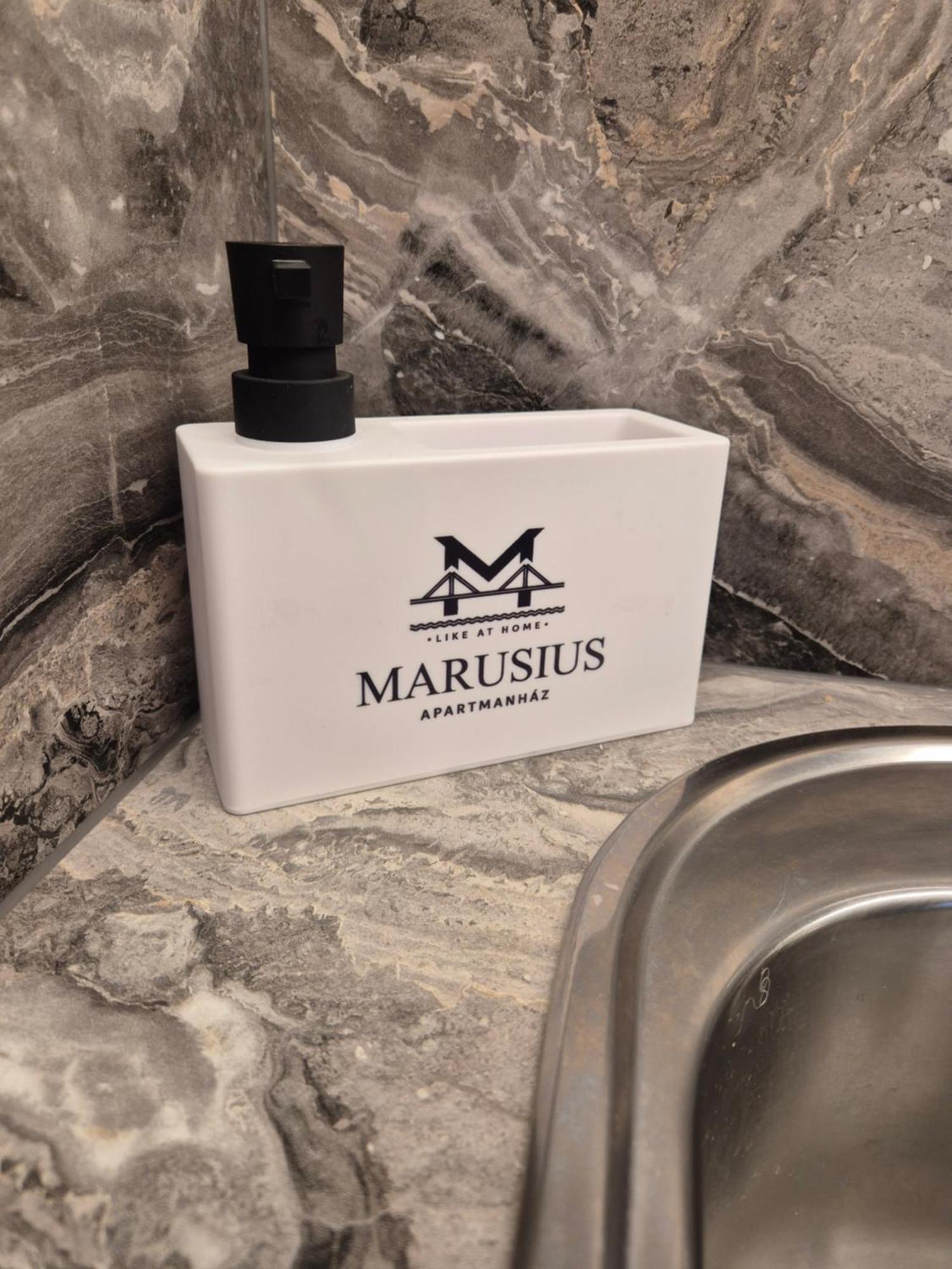 Marusius Apartmanhaz Makó Εξωτερικό φωτογραφία